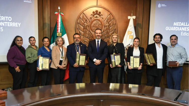 medalla-al-cuidado-del-medio-ambiente