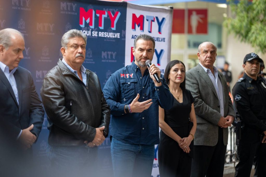 operativo-de-seguridad-Buen-Fin-Policía-de-Monterrey-centros-comerciales-estrategia-Escudo-vigilancia-municipal