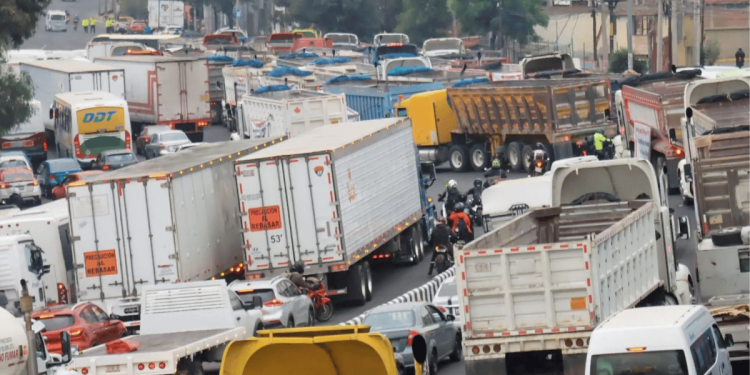 se espera aún el primer paro nacional de transportistas 2026