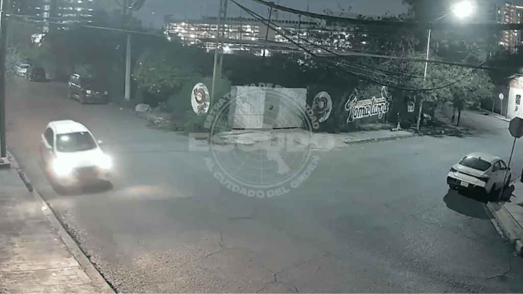 C4 delata a supuesto saqueador de carros y es capturado gracias a las accides de la Policía de Monterrey contra el narcomenudeo