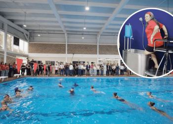 centro acuático techado con áreas de hidroterapia y servicios gratuitos del DIF Monterrey